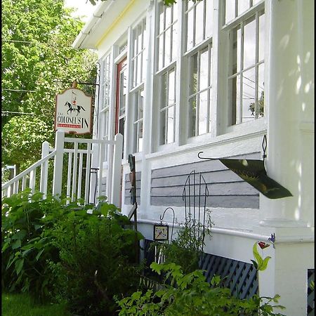 The Colonel'S In Bed And Breakfast Fredericton Exterior foto